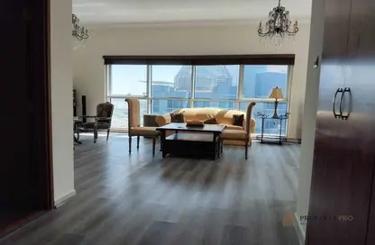Apartment - 2 Bedrooms - 3 Bathrooms for rent in Cascades Tower - Dubai Marina - Dubai