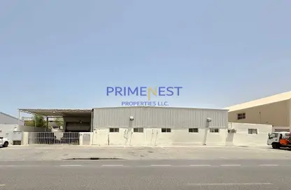 Warehouse - Studio - 4 Bathrooms for rent in Al Quoz Industrial Area 4 - Al Quoz Industrial Area - Al Quoz - Dubai