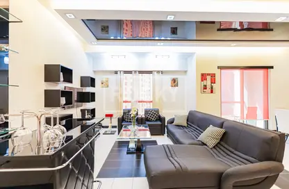 Living Room image for: Apartment - 2 Bedrooms - 2 Bathrooms for sale in Sadaf 7 - Sadaf - Jumeirah Beach Residence - Dubai, Image 1