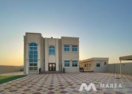 Villa - 5 bedrooms - 7 bathrooms for rent in Al Aweer 1 - Al Aweer - Dubai
