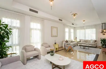 Townhouse - 5 Bedrooms - 7 Bathrooms for sale in Naseem - Mudon - Dubai