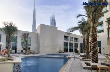 صورة لـ حوض سباحة شقة - غرفة نوم - 2 حمامات للبيع في بوديوم برج فيوز - برج فيوز - دبي وسط المدينة - دبي ، صورة رقم 1