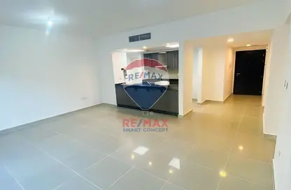 Apartment - 2 Bedrooms - 2 Bathrooms for rent in Tower 13 - Al Reef Downtown - Al Reef - Abu Dhabi