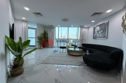 Living / Dining Room image for: Apartment - 3 Bedrooms - 4 Bathrooms for rent in 23 Marina - Dubai Marina - Dubai, Image 1