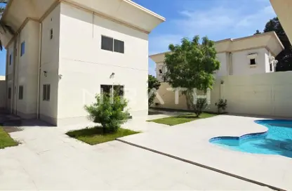 Villa - 5 Bedrooms - 6 Bathrooms for rent in Jumeirah 1 Villas - Jumeirah 1 - Jumeirah - Dubai