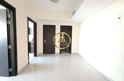 شقة - 2 غرف نوم - 3 حمامات للايجار في شارع التعاون الجديد - التعاون - الشارقة