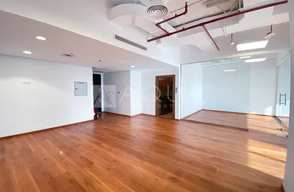 Empty Room image for: Office Space - Studio for rent in Bayswater - Business Bay - Dubai, Image 1
