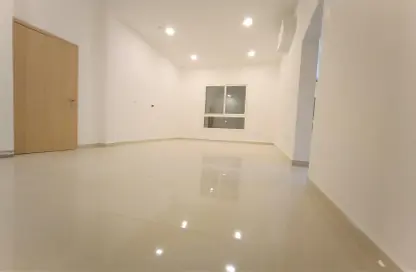 Apartment - 2 Bedrooms - 2 Bathrooms for rent in Mohammed Villas 6 - Mohamed Bin Zayed City - Abu Dhabi
