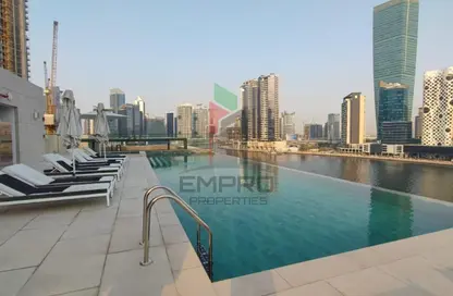 دوبلكس - 2 غرف نوم - 4 حمامات للايجار في بننسولا 5 - بنينسولا - الخليج التجاري - دبي