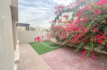فيلا - 2 غرف نوم - 3 حمامات للايجار في الينابيع 14 - الينابيع - دبي