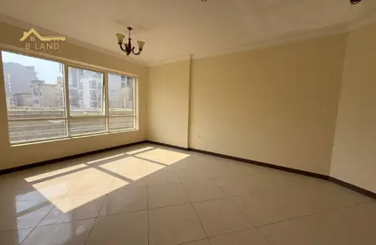 Apartment - 2 Bedrooms - 2 Bathrooms for rent in Al Mahatta - Al Qasimia - Sharjah