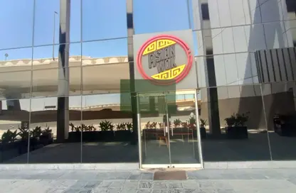 Shop - Studio - 1 Bathroom for rent in Crystal Tower - Business Bay - Dubai