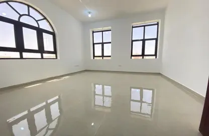 Empty Room image for: Apartment - 1 Bedroom - 1 Bathroom for rent in Khalifa City B - Khalifa City - Abu Dhabi, Image 1