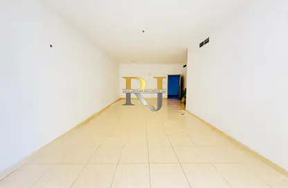Apartment - 2 Bedrooms - 2 Bathrooms for rent in Mankhool Building - Mankhool - Bur Dubai - Dubai