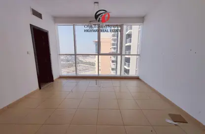 Empty Room image for: Apartment - 2 Bedrooms - 3 Bathrooms for rent in Al Mamzar - Deira - Dubai, Image 1