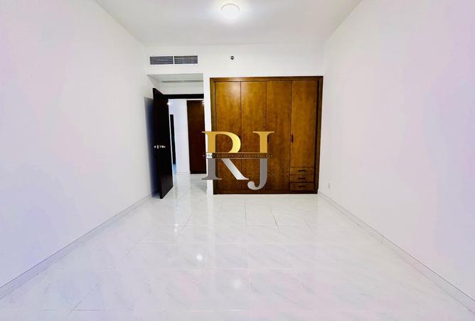 15613218 - Property Image 3