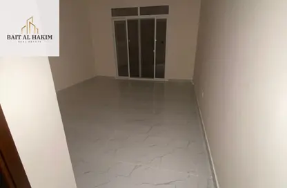 شقة - غرفة نوم - 2 حمامات للايجار في 2 المويهات - المويهات - عجمان