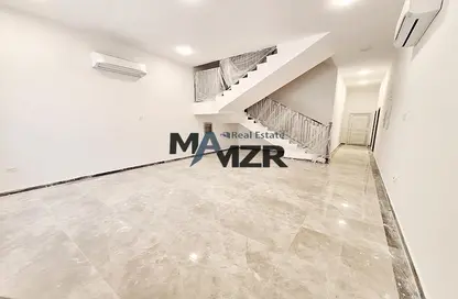 Villa - 4 Bedrooms - 6 Bathrooms for rent in Madinat Al Riyad - Abu Dhabi
