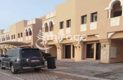 Townhouse - 2 Bedrooms - 3 Bathrooms for sale in Zone 8 - Hydra Village - Abu Dhabi