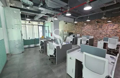 Office Space - Studio for rent in Iris Bay - Business Bay - Dubai