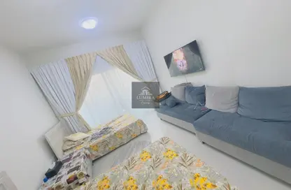 شقة - 2 غرف نوم - 2 حمامات للبيع في جلف تاور - مدينة الإمارات - عجمان