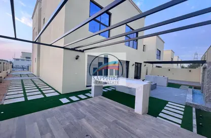 Villa - 5 Bedrooms - 7 Bathrooms for rent in Nad Al Sheba Villas - Nad Al Sheba 3 - Nad Al Sheba - Dubai