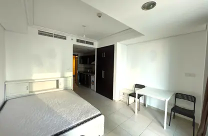 Apartment - Studio - 1 Bathroom for rent in Goldcrest Views 2 - JLT Cluster J - Jumeirah Lake Towers - Dubai