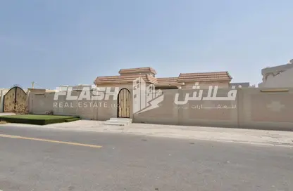 Villa - 3 Bedrooms - 4 Bathrooms for rent in Al Dhait - Ras Al Khaimah