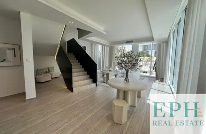Villa - 3 Bedrooms - 4 Bathrooms for sale in Ixora - Al Barari - Dubai