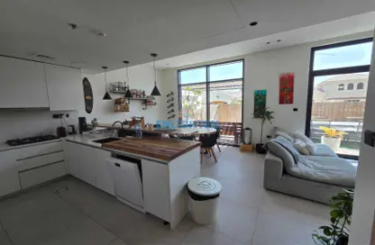 Apartment - 1 Bedroom - 2 Bathrooms for sale in Beverly Residence - Jumeirah Village Circle - Dubai