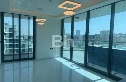 Apartment - 1 Bedroom - 2 Bathrooms for sale in Samana Park Views - Arjan - Dubai