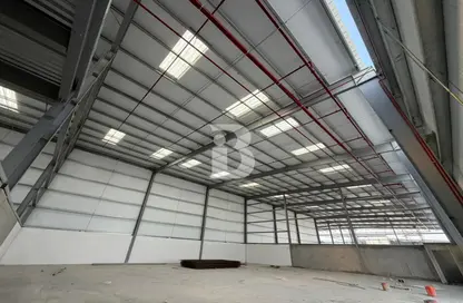 Warehouse - Studio for rent in Phase 1 - Dubai Investment Park (DIP) - Dubai