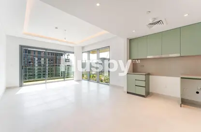 شقة - 2 غرف نوم - 2 حمامات للايجار في فيريديان - سنترال بارك في سيتي ووك - سيتي ووك - دبي شقة - 2 غرف نوم - 2 حمامات للايجار في فيريديان - سنترال بارك في سيتي ووك - سيتي ووك - دبي