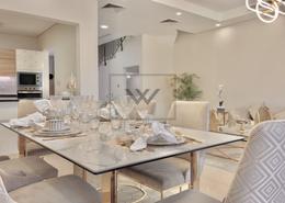 صورةغرفة المعيشة / غرفة الطعام لـ: فيلا - 3 غرف نوم - 5 حمامات للبيع في الفرجان - دبي, صورة 1