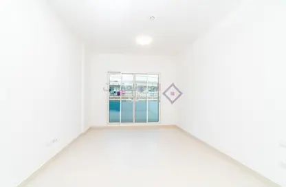 Apartment - 2 Bedrooms - 3 Bathrooms for rent in Al Muteena - Deira - Dubai