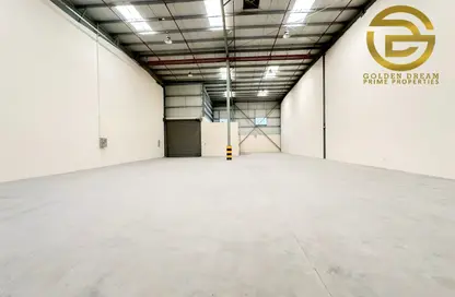 Warehouse - Studio - 2 Bathrooms for rent in Jebel Ali Industrial 1 - Jebel Ali Industrial - Jebel Ali - Dubai