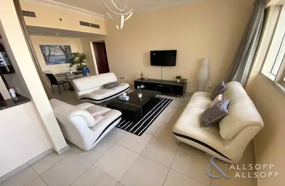 Living Room image for: Apartment - 1 Bedroom - 1 Bathroom for sale in Lake Shore Tower - Lake Allure - Jumeirah Lake Towers - Dubai, Image 1