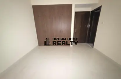 Apartment - 3 Bedrooms - 4 Bathrooms for rent in New Al Taawun Road - Al Taawun - Sharjah