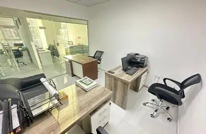 Office Space - Studio - 1 Bathroom for rent in Aspin Tower - Sheikh Zayed Road - Dubai