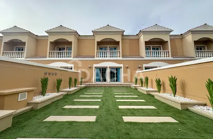 تاون هاوس - 2 غرف نوم - 3 حمامات للبيع في تاونهاوس طراز البحر المتوسط - مثلث قرية الجميرا - دبي