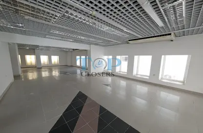 Whole Building - Studio - 7+ Bathrooms for rent in Hai Al Salama - Central District - Al Ain