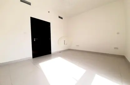 Apartment - 2 Bedrooms - 2 Bathrooms for rent in Al Ain Square - Al Towayya - Al Ain