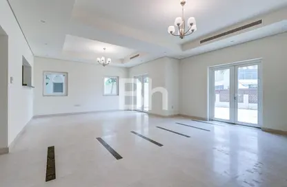 تاون هاوس - 3 غرف نوم - 4 حمامات للايجار في قرطاج - القرية الشمالية - الفرجان - دبي