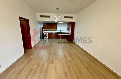 Apartment - 1 Bedroom - 2 Bathrooms for rent in Weston Court 1 - Weston Court - Motor City - Dubai