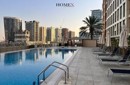 شقة - 2 غرف نوم - 2 حمامات للايجار في برج كورال - الخليج التجاري - دبي شقة - 2 غرف نوم - 2 حمامات للايجار في برج كورال - الخليج التجاري - دبي