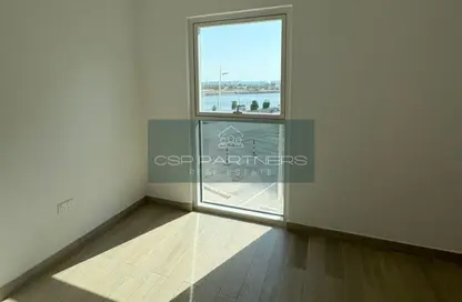 Apartment - 2 Bedrooms - 2 Bathrooms for rent in Waters Edge - Yas Island - Abu Dhabi