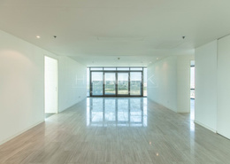 Large 3 Bed + Maids | Mid Floor | Creek Views