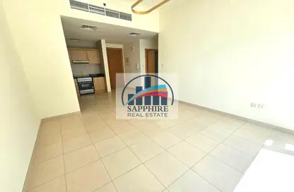 Apartment - 1 Bedroom - 2 Bathrooms for rent in Mayfair Tower - Business Bay - Dubai