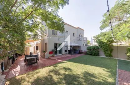 فيلا - 3 غرف نوم - 5 حمامات للبيع في الينابيع1 - الينابيع - دبي