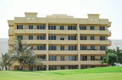 Outdoor Building image for: Apartment - 1 Bedroom - 2 Bathrooms for rent in Golf Apartments - Al Hamra Village - Ras Al Khaimah, Image 1